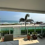 Apartamento Beira Mar - Sea Front Apartment